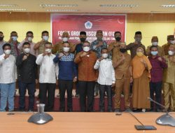 Pembina Yayasan Mahkota Mustafa Inisiasi Pembentukan Asosiasi Desa Pesisir