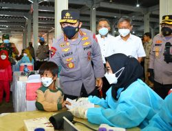 Perkuat Akselerasi Vaksinasi, Kapolri Minta Warga Harus Dipastikan Siap Hadapi Lonjakan Covid-19