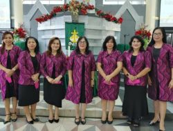 Lagu Pujian Kupandang Hari Esok Warnai Ibadah Perdana WKI Wilayah Manado Malalayang