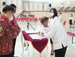 Pejabat Fungsional Ahli Utama Dilantik, Gubernur Olly: Tetaplah Berorientasi Pelayanan