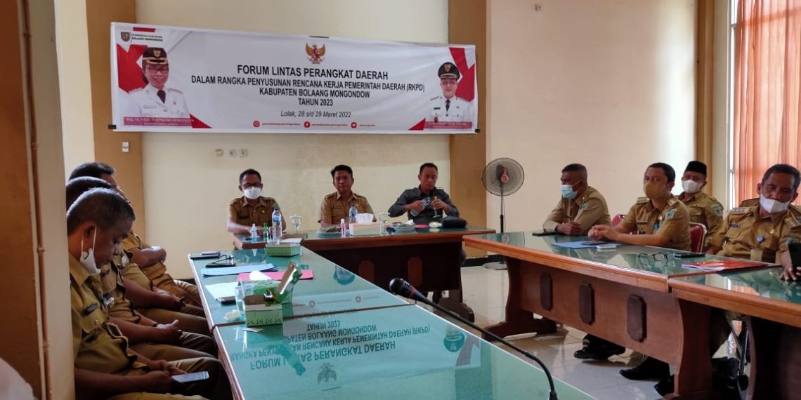 Forum Lintas Perangkat Daerah Yang Dibuka Sekda Bolmong Tahlis Gallang