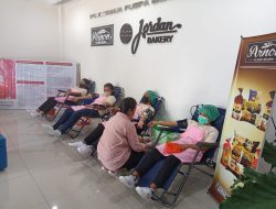 Karyawan Roti Jordan Gandeng PMI Kota Tomohon Gelar Donor Darah