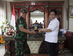 Danrem 131/Stg Bersilahturahmi Dengan Ketua DPRD Provinsi Sulut