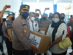 Kapolda Sulut Tinjau Vaksinasi Massal di Pelabuhan Bitung