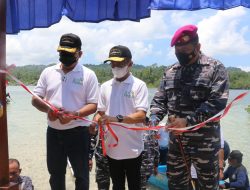 PLN Peduli Bangun Jembatan Tempat Wisata Mangrove Pulau Komang Likupang
