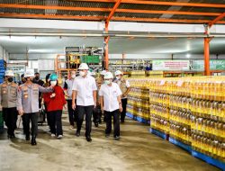Kapolri Pastikan Awasi Alur Distribusi dan Harga Minyak Goreng di Pasar