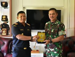 Silaturahmi Kakanwil Bea dan Cukai Sulbagtara dengan Pangdam XIII/Mdk, Perkuat Sinergitas