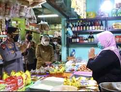 Minyak Curah Terdistribusi dan Harga Sesuai HET, Pedagang Pasar Berterima Kasih ke Kapolri