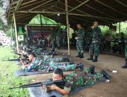Danlanudsri Marsma Satrio Bekali Anggota Latihan Menembak