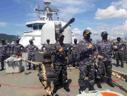 Jaga Perbatasan RI Filipina dan Malaysia, KRI Diponegoro – 365 Sandar di Bitung