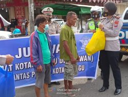 Bantu Pertumbuhan Ekonomi, Polres Kotamobagu Berbagi Paket Sembako