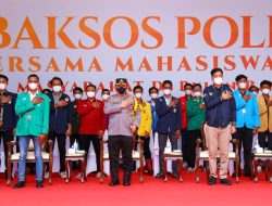 Bagikan Baksos Bareng Mahasiswa dan Pemuda, ini Pesan Kapolri