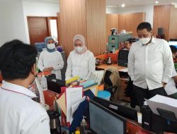 Pantau Kerja Staf Divisi, Kunjungan Perdana Malonda di Ruang Staf SDM