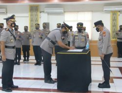 Kapolda Sulut Pimpin Upacara Sertijab Direktur Samapta