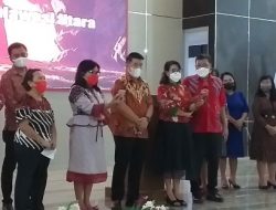 Sekdaprov Kawatu Hadiri Perayaan Paskah Rukun Kayuuwi