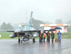 Latihan Pertahanan Udara, F-16 Transit di Lanud Sri Manado