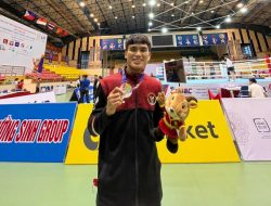 Farrand Papendang Raih Perak SEA Games Hanoi