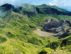 Gunung Awu Sangihe Sulawesi Utara Statusnya Menjadi SIAGA LEVEL III