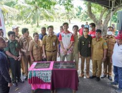 Bupati Joune Ganda Resmikan Jalan Cinta Pulau Mantehage