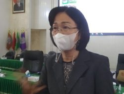 Rektor Unsrat Luncurkan Aplikasi E-Lapor
