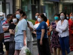 Chaoyang Beijing Uji Massal Covid-19 di Tengah Wabah ‘Ganas’