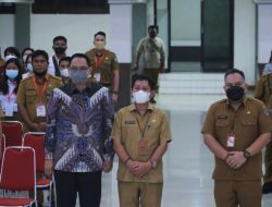 Rudy Theno Buka Bimtek Keprotokolan Pemkot Bitung