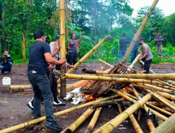 Petugas Gabungan Gerebek Lokasi Judi Sabung Ayam di Kawangkoan Minahasa