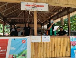 Jemaat GMIM AOKD Ibadah Wisata di Pantai Pal Likupang