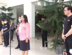 Direktur Polimdo Mareyke Alelo Lepas Tim Porseni dan IISMAVO