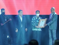 Ka Rutan Manado Terima Penghargaan Karya Dhika Madya