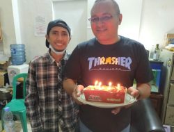 Indo Nyoa: Happy Birthday Godfather