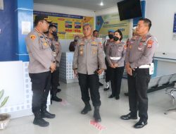 Kapolda Sulut Cek Pelayanan dan Fasilitas di Kantor Satpas Polresta Manado