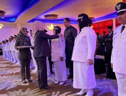 Wali Kota Tatong Bara Lantik 15 Sangadi Periode 2022-2028