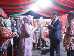 Wali Kota Tatong Bara Bersama Ketua DPRD Meiddy Makalalag dan OPD Pemkot Gelar Safari Natal