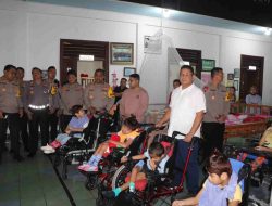 Polda Sulut Gelar Bakti Sosial di Panti Asuhan Sayap Kasih Tomohon