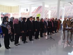 Sekda Sofyan Lantik dan Ambil Sumpah 18 Kepala Sekolah di Kotamobagu