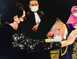 Prof Berty Sompie Sah Dilantik Sebagai Rektor Unsrat
