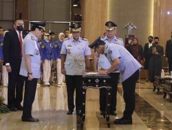 Menkumham Perintahkan Enam Langkah Penting Saat Melantik Dirjen Imigrasi
