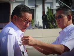 Apel Perdana Tahun 2023 Pemkot Bitung Lakukan Penyematan Pin ASN BerAKHLAK