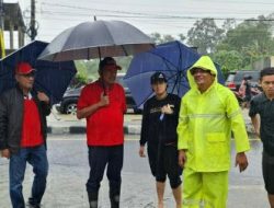 Banjir Dimana-mana, Masyarakat Jauhi Lokasi Rawan Bencana