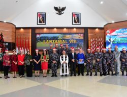 Sukacita Natal Keluarga Besar Lantamal VIII