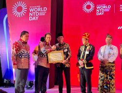 Bupati Iskandar Kamaru Terima Sertifikat Bolsel Bebas Frambusia dari Kemenkes-RI