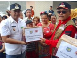 Serahkan Bantuan Korban Banjir, Limi: Semoga Kota Manado Bisa Segera Pulih