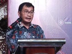 Parpol Idealnya Calonkan Kadernya Sendiri