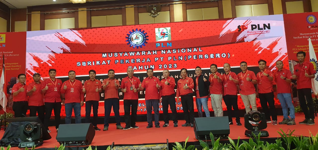 Foto bersama DPD dan DPC Serikat Pekerja PLN UID Suluttenggo.(Foto.Ist)