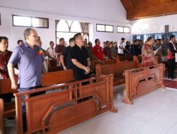 Bupati ROR Ikut Ibadah Hapsa P/KB GMIM Wilayah Sonder
