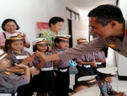 Kapolres Minahasa Kenalkan Sosok Polisi Kepada Anak-anak TK