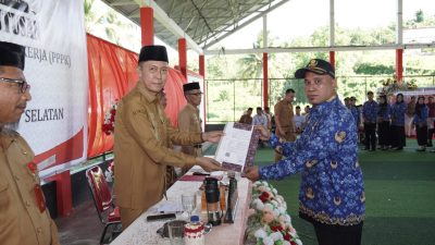 Bupati Iskandar Serahkan SK 165 PPPK TA 2022 