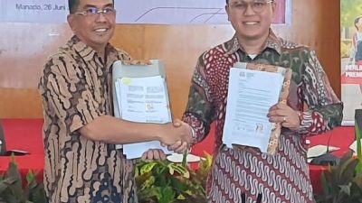 KiKa: Pius S. L. Batara selaku Direktur Pemasaran Bank SulutGo dan Tito Edwin Hasudungan Hutabarat selaku Chief of Partnership Distribution Generali Indonesia