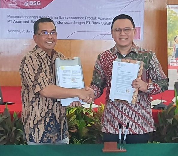 KiKa: Pius S. L. Batara selaku Direktur Pemasaran Bank SulutGo dan Tito Edwin Hasudungan Hutabarat selaku Chief of Partnership Distribution Generali Indonesia